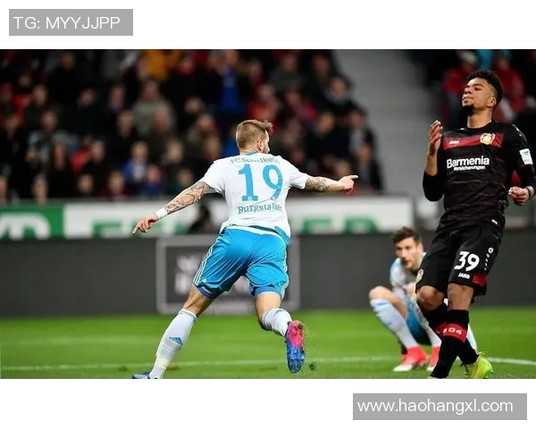 汉堡主场惨败,沙尔克04拔得头筹:德甲赛季迎来新篇章 汉堡主场惨败,沙尔克04拔得头筹:德甲赛季迎来新篇章